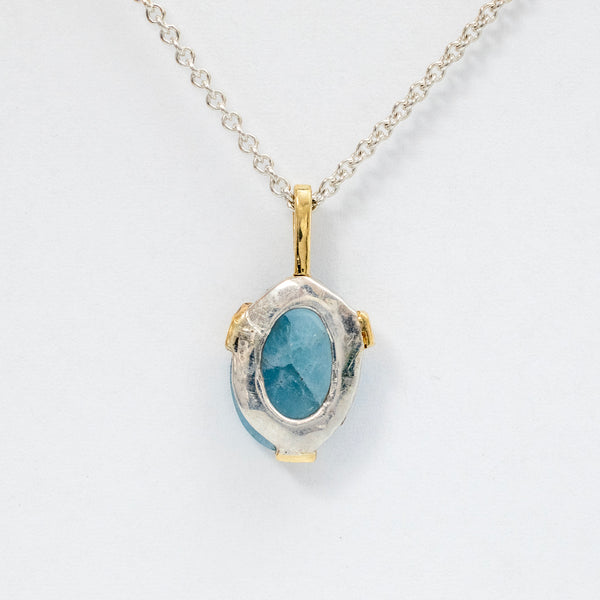 Oval aquamarine pendant - 18k and sterling silver