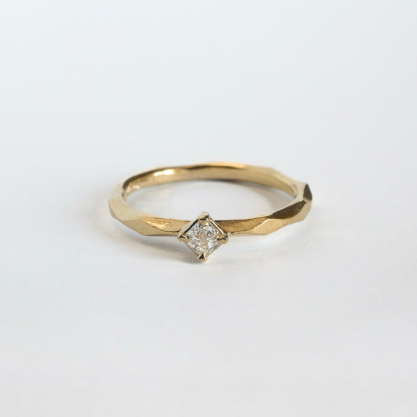 Champagne diamond angle ring - 18k gold