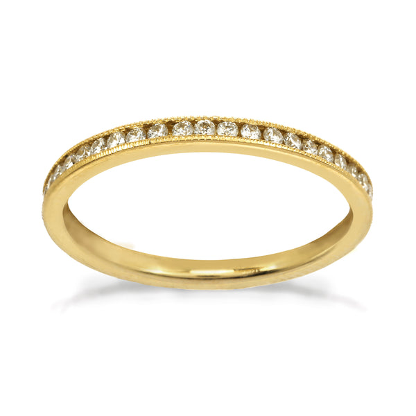 Diamond circle engagment ring and wedding ring in 14kt and 18kt gold
