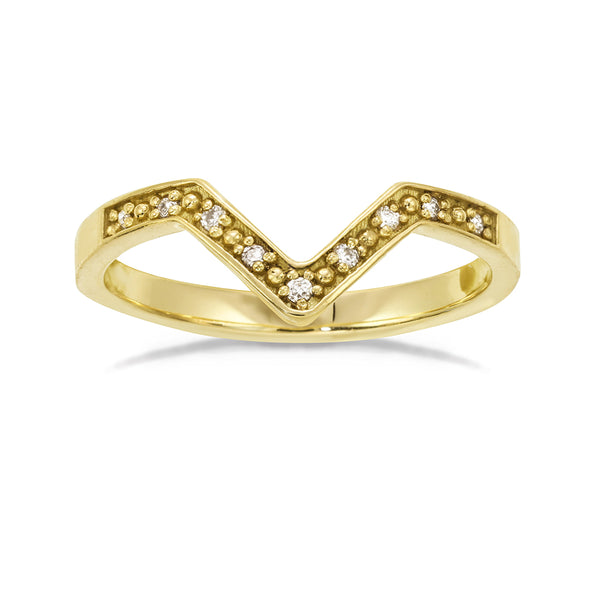 Frame v-shape ring with tiny white diamonds in gold. Classic shape for engagment and wedding rings.